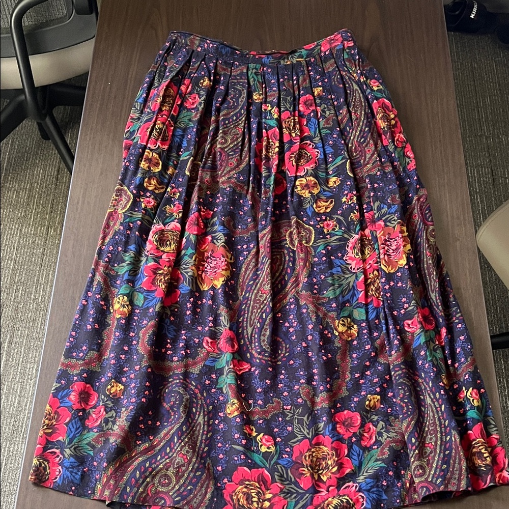 Vintage Victoria Ashley Paisley & Floral Maxi Skirt – Size 2-4